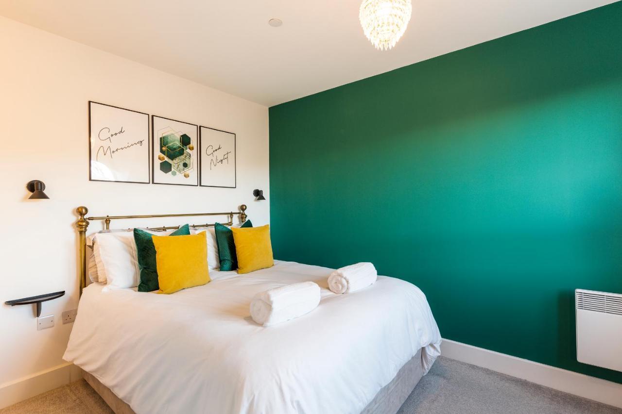 City Centre - Free Parking - Stylish 2 Bedroom Apartment Bristol Bagian luar foto